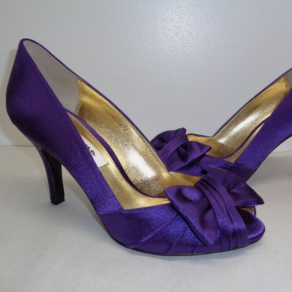 Nina Size 7.5 M FORBES Grape Purple Satin Peep Toe Pumps Heels New Women's Shoes - Picture 1 of 7
